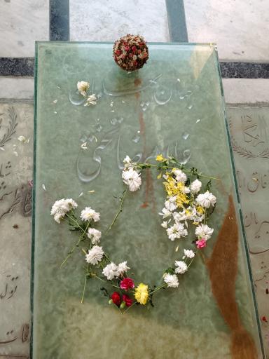 عکس آرامگاه جهان پهلوان تختی