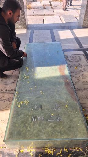 عکس آرامگاه جهان پهلوان تختی