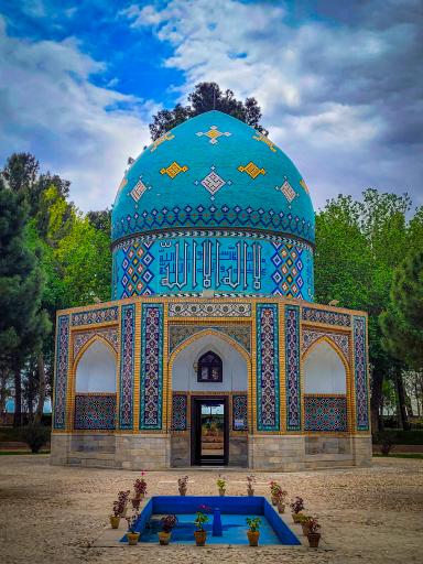 آرامگاه عطار نیشابوری