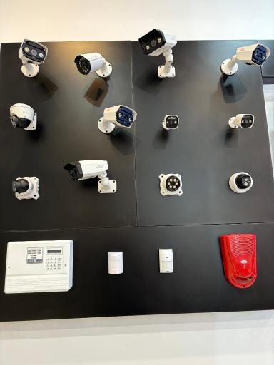 عکس دوربین مداربسته و دزدگیر اماکن تکنوپای