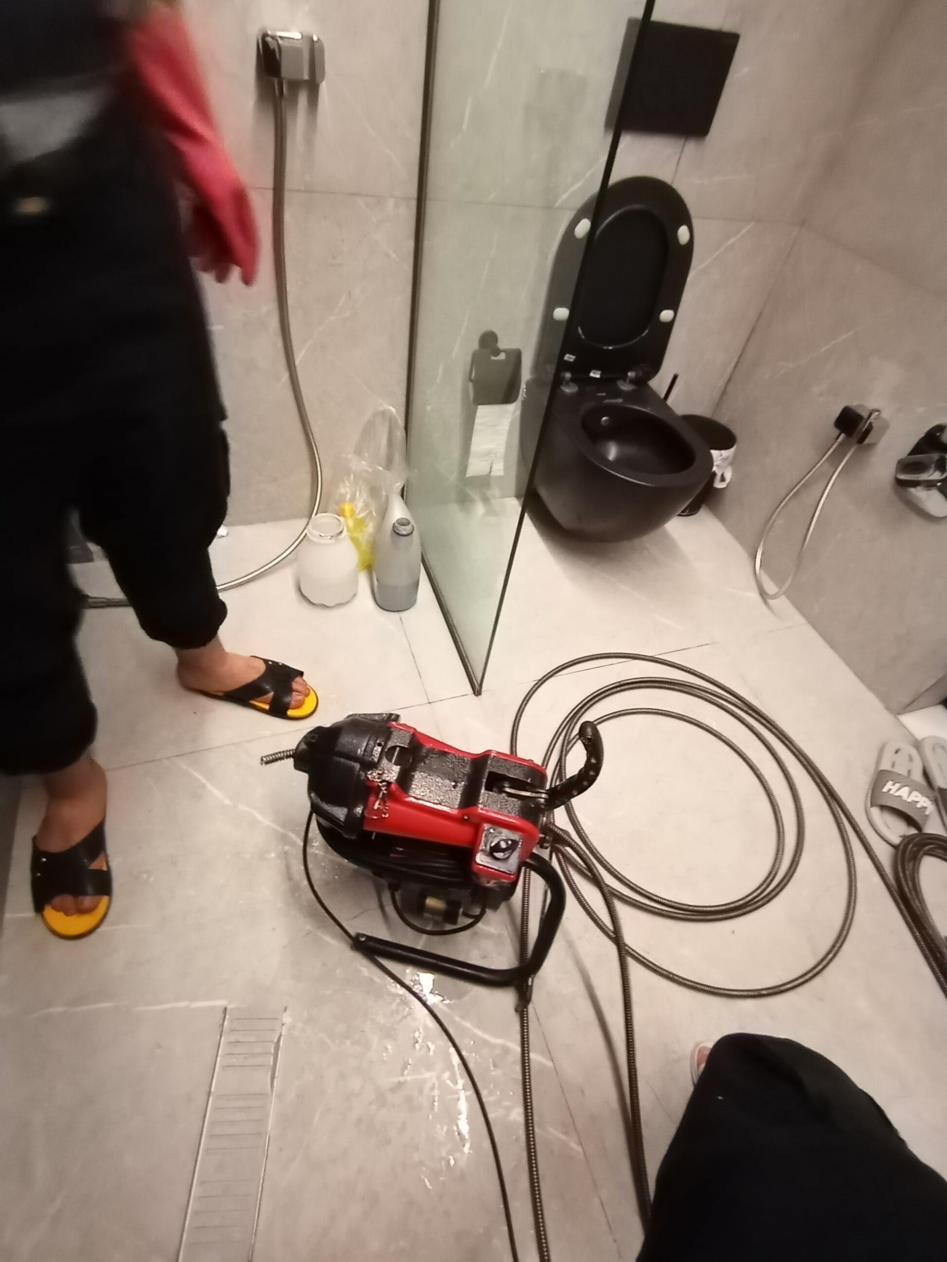 عکس تاسیسات لوله بازکنی