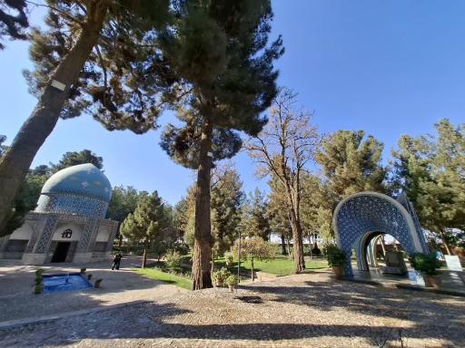 عکس آرامگاه عطار نیشابوری