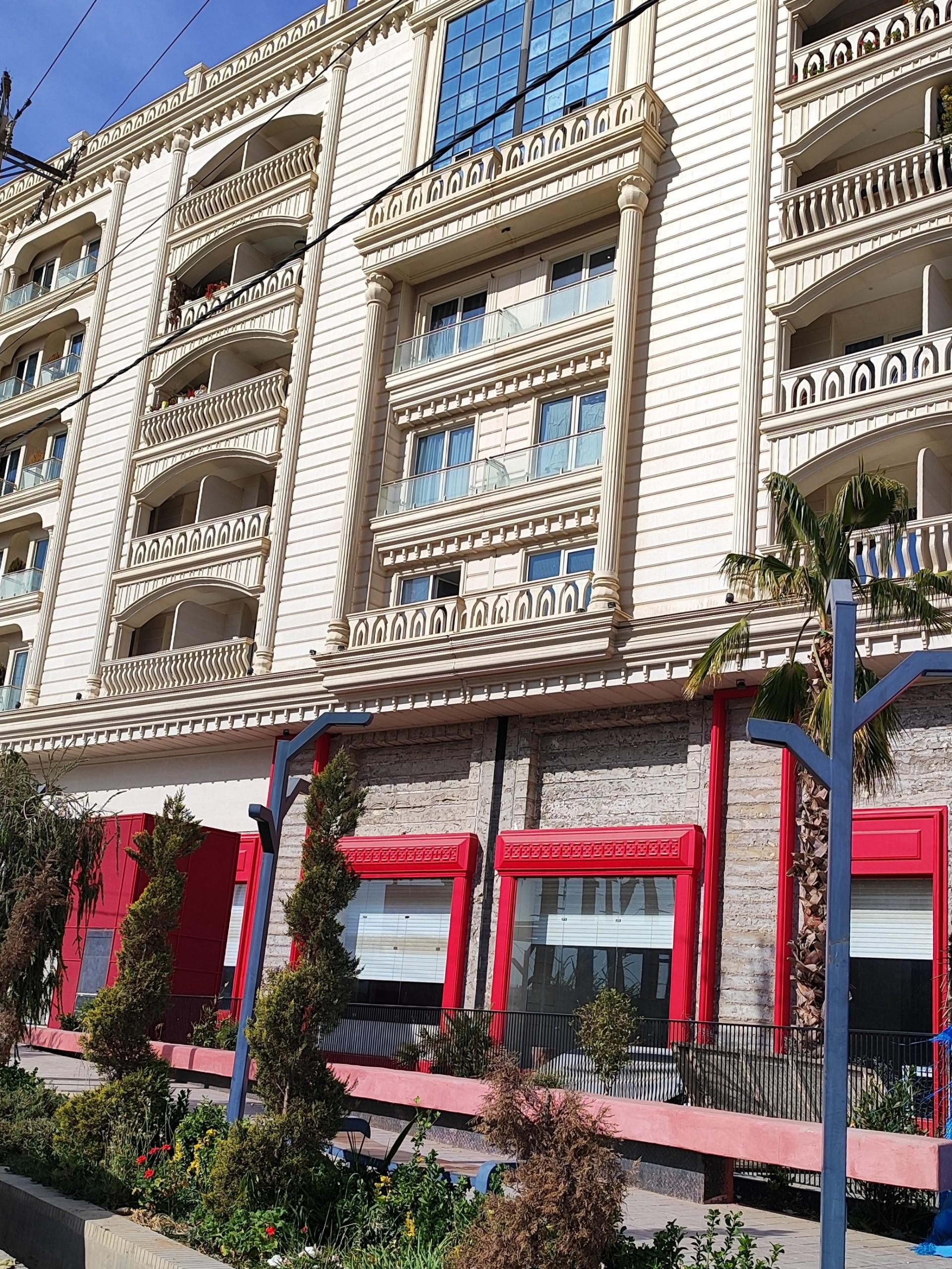 عکس فروشگاه زنجیره‌ای سروش