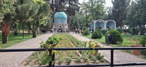 عکس آرامگاه عطار نیشابوری