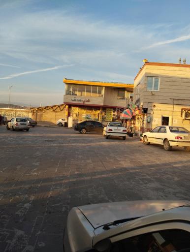 عکس جایگاه سوخت (CNG و بنزین)