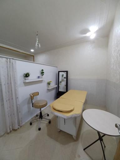 عکس سالن زیبایی مهدیسا