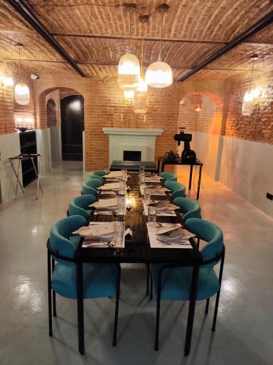 عکس عمارت منشأ 