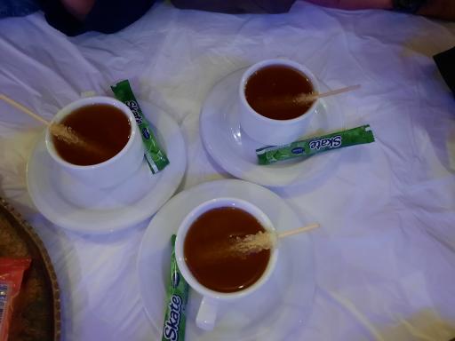 عکس سفره سرای آریاییان