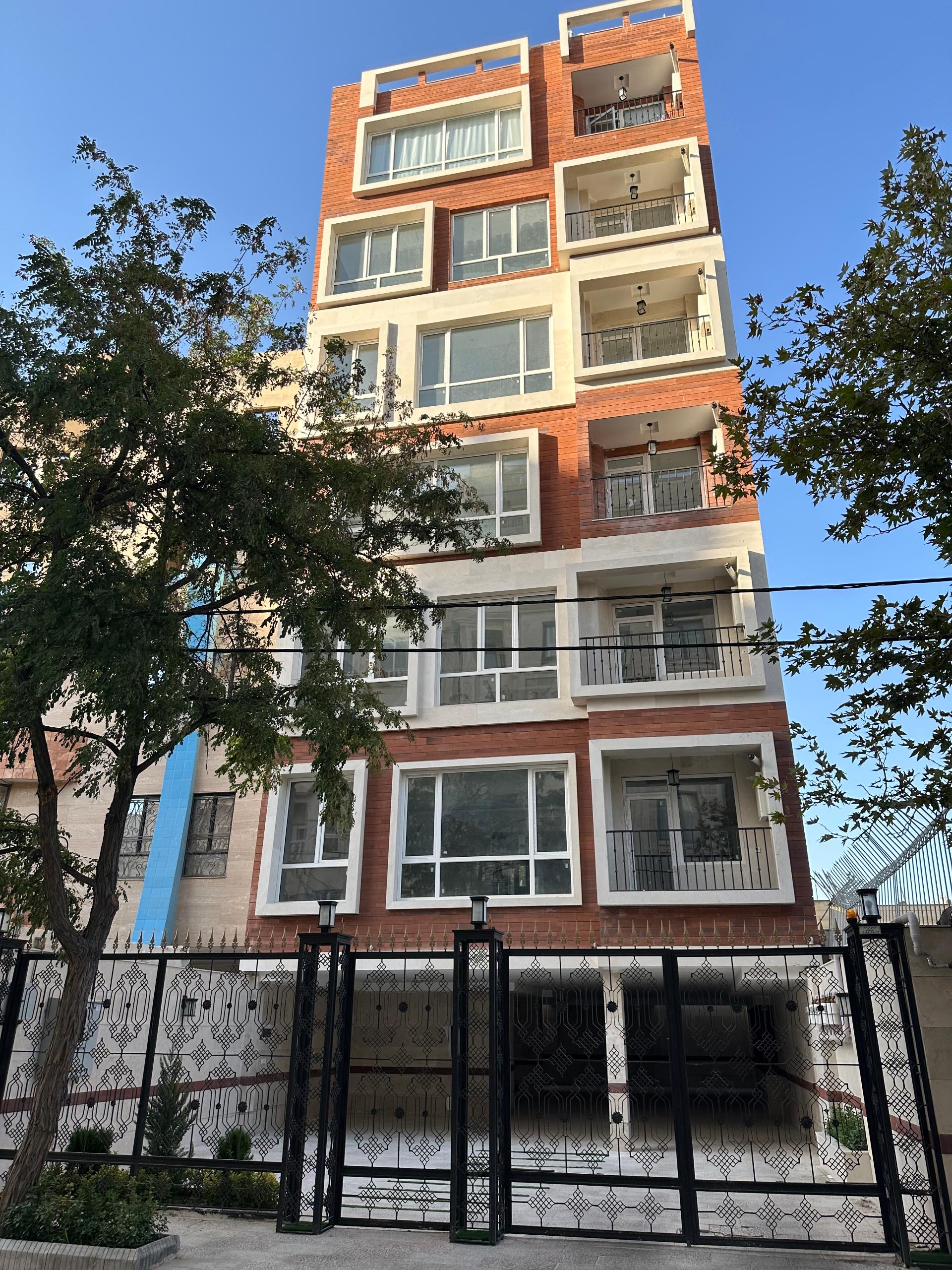 عکس ساختمان ارشیا