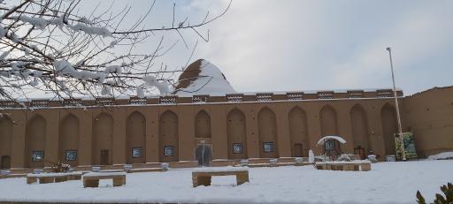 عکس یخچال خشتی میبد