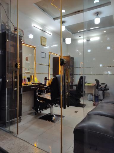 عکس پیرایش مصطفی