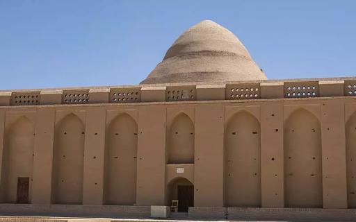 عکس یخچال خشتی میبد