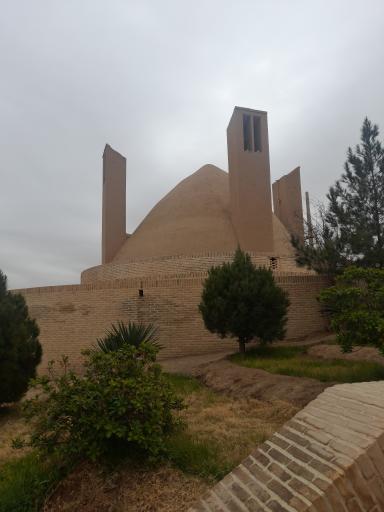 عکس یخچال خشتی میبد