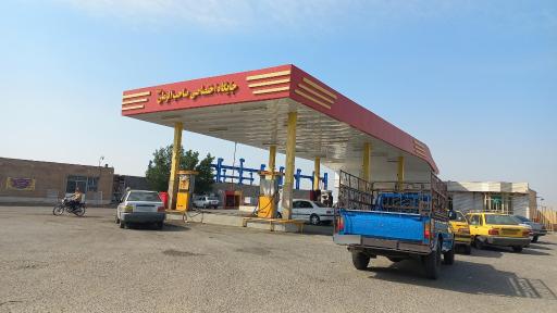 عکس پمپ بنزین صاحب‌الزمان