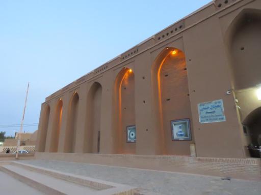 عکس یخچال خشتی میبد