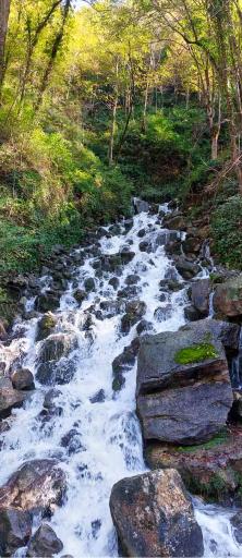 عکس آبشار آب پری