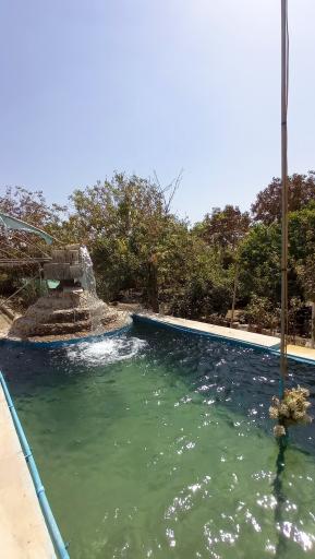 عکس باغ و گلخانه شهریار