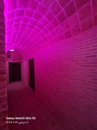 عکس هتل سنتی شاخه نبات