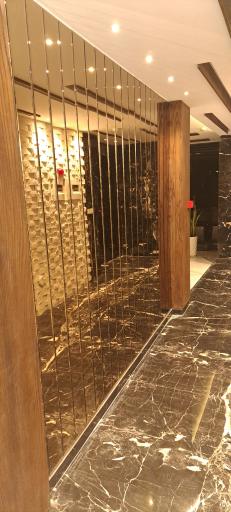 عکس شیشه بری وقاب سازی