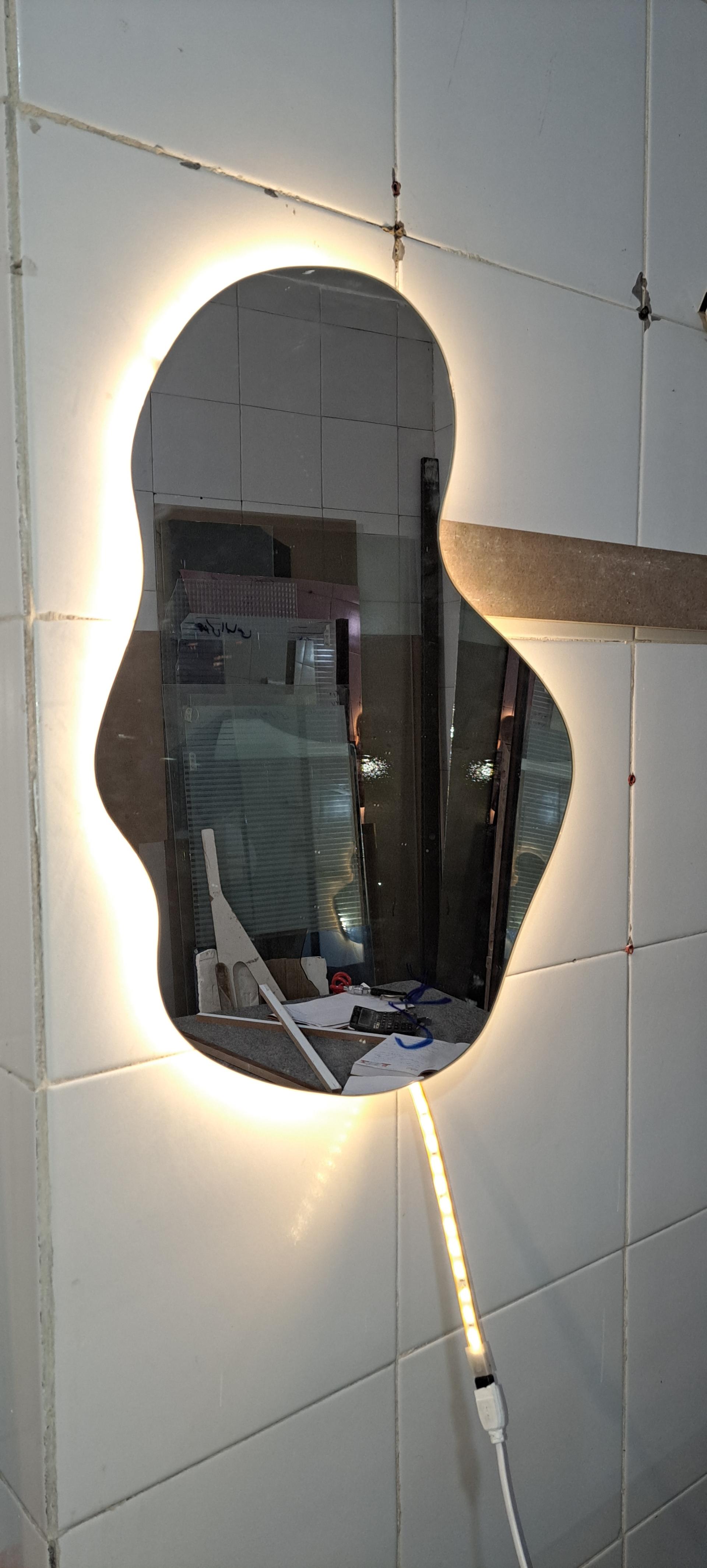 عکس شیشه بری وقاب سازی