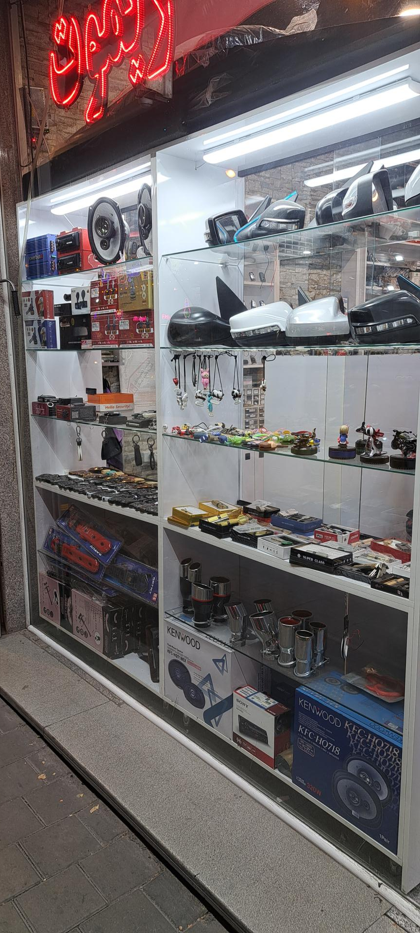 عکس نصب و تعمیرات انواع سیستم خودرو