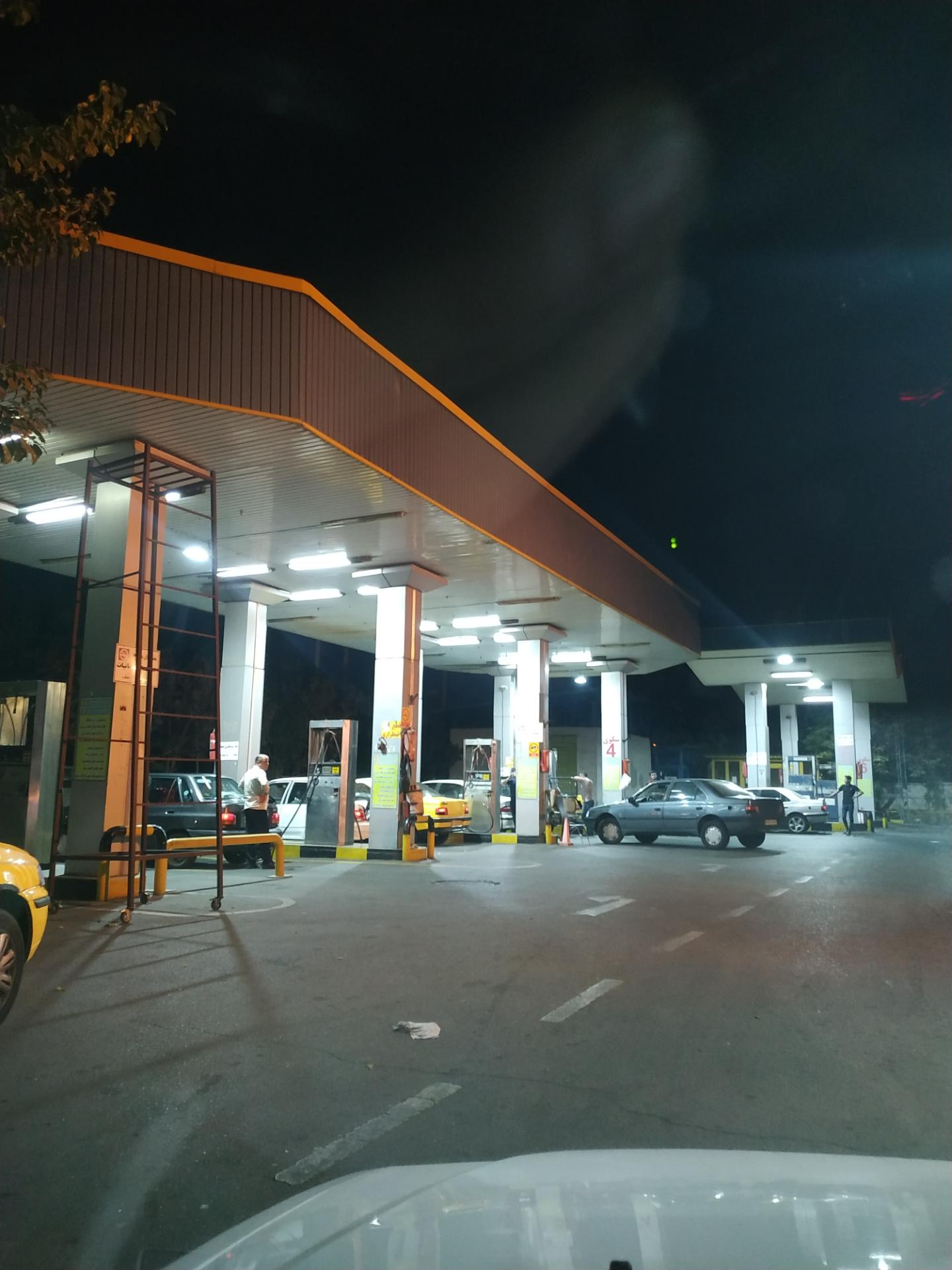 عکس جایگاه گاز CNG محلاتی