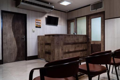 عکس درمانگاه بهار