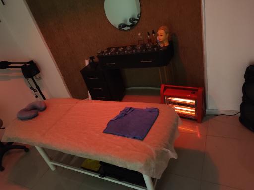 عکس سالن ماساژ اقاقیا آقایان 
