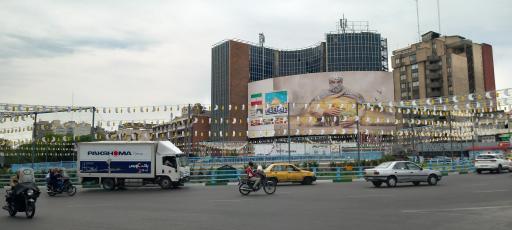 عکس میدان ولیعصر