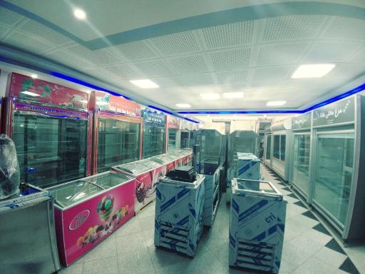 عکس نمایشگاه یخچال های صنعتی و فروشگاهی پاک سرشت