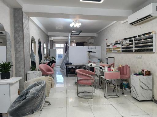 عکس سالن زیبایی گل رو