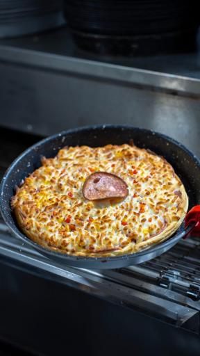 عکس دلا فست فود