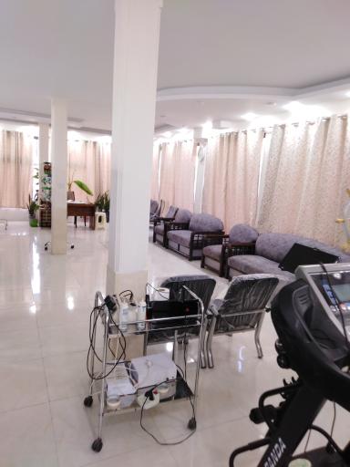 عکس فیزیوتراپی و طب سوزنی تخصصی بِهرَوِش
