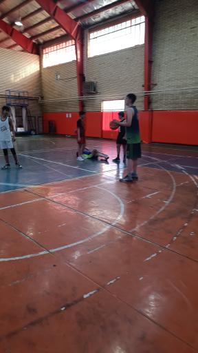 عکس سالن ورزشی فرهنگیان