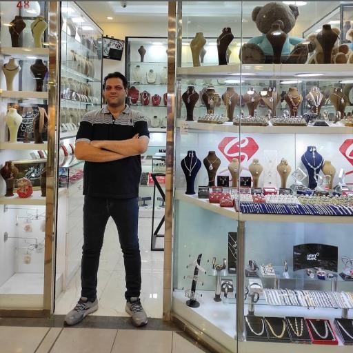 عکس فروشگاه سَنسی 