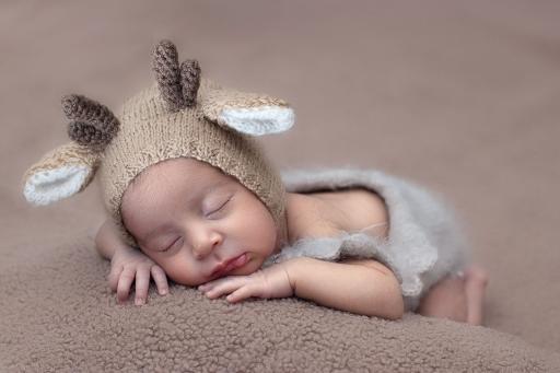 عکس آتلیه تخصصی عکس کودک و خانواده عسل پرنیان