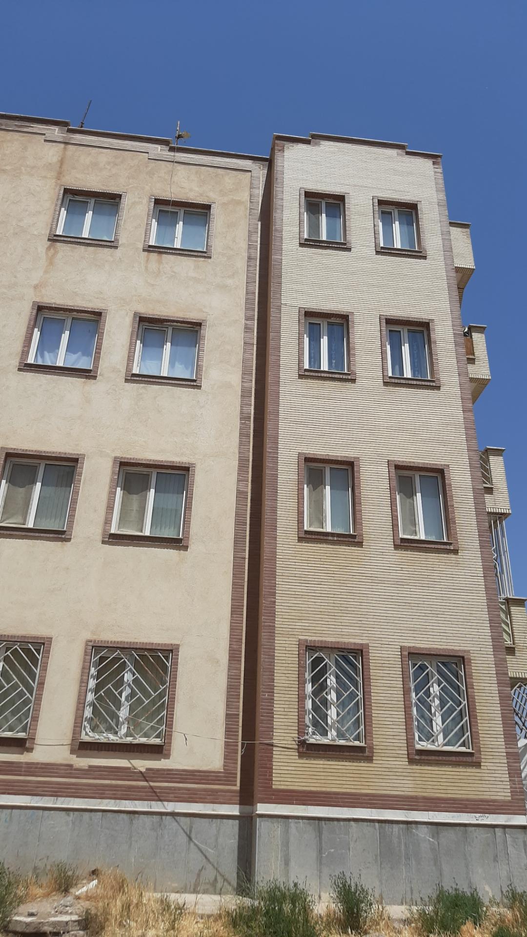عکس آپارتمان جنب فرمانداری نیر