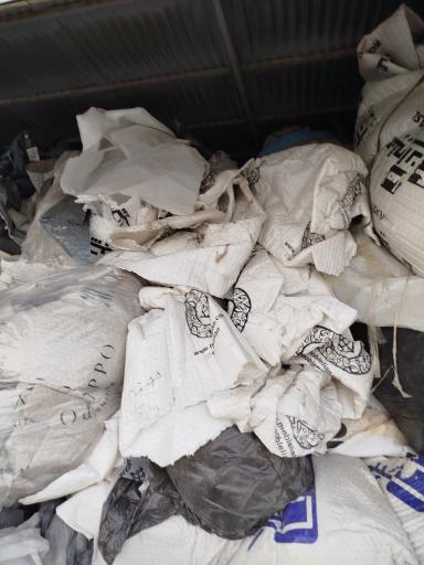 عکس تولیدی مواد نایلون مسعود