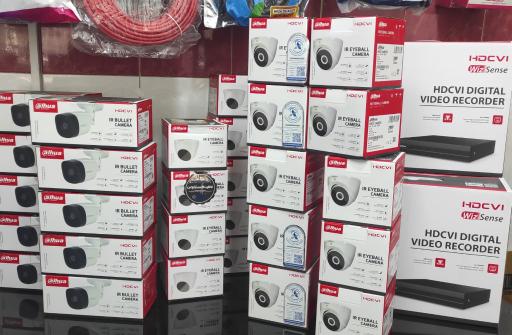 عکس دوربین مداربسته و دزدگیر اماکن فاراد 