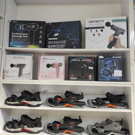 عکس فروشگاه کفش و صندل اورجینال آریوشاپ