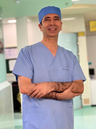 عکس دکتر محمد حدادی اول (ژنیکوماستی سرطان پستان)