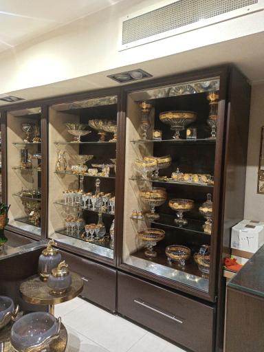 عکس گالری رومینا