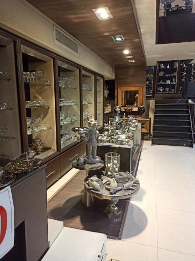 عکس گالری رومینا