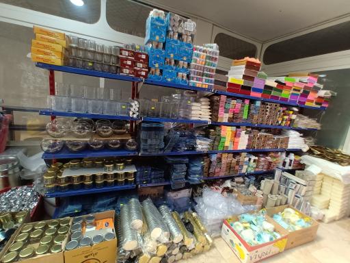 عکس فروشگاه لوازم شمع سازی و سنگ مصنوعی و رزین نسترن