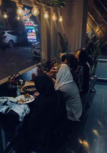 عکس فست فود سین شین