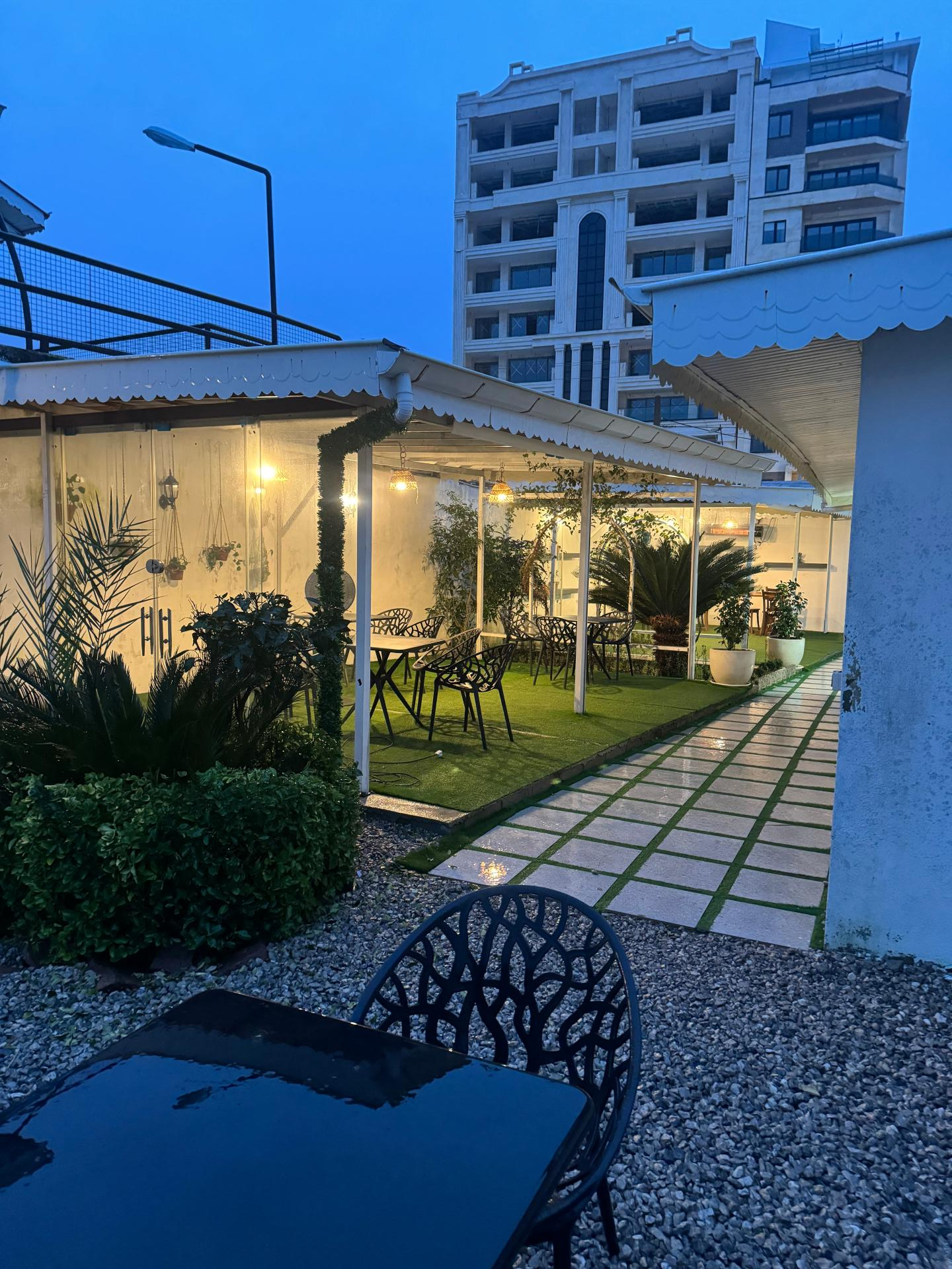 عکس فست فود سین شین