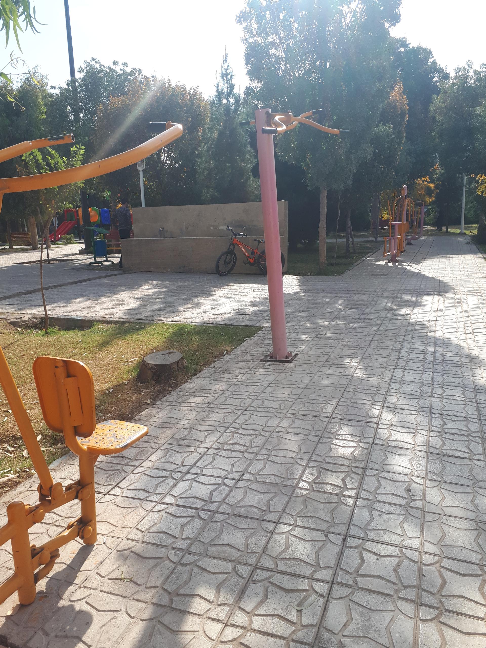 عکس بوستان جوادالائمه (ع)