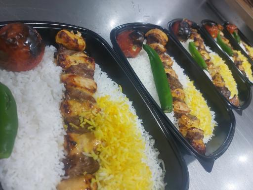 عکس تهیه غذای طهرون(جهانی)