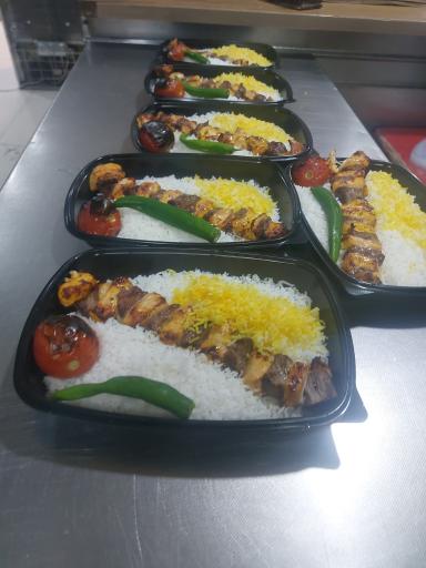 عکس تهیه غذای طهرون(جهانی)