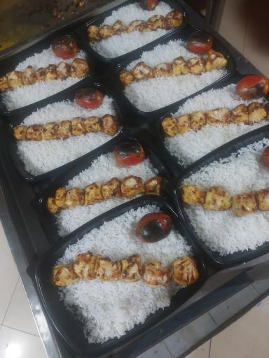 عکس تهیه غذای طهرون(جهانی)